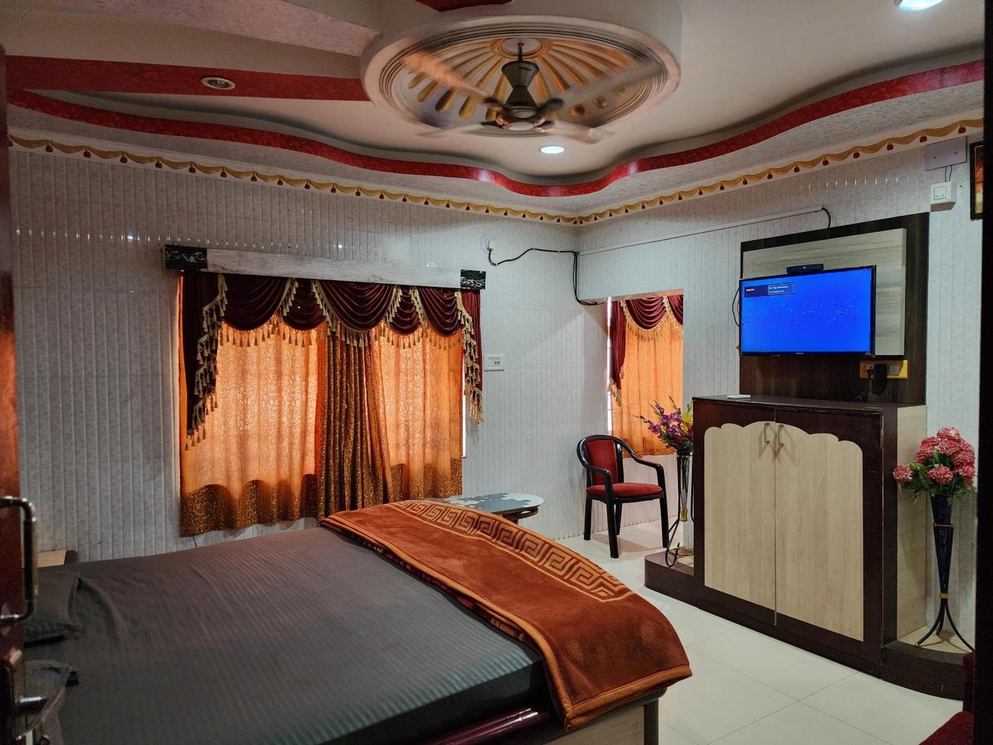Hotel Shri Durga Baripada Exterior photo